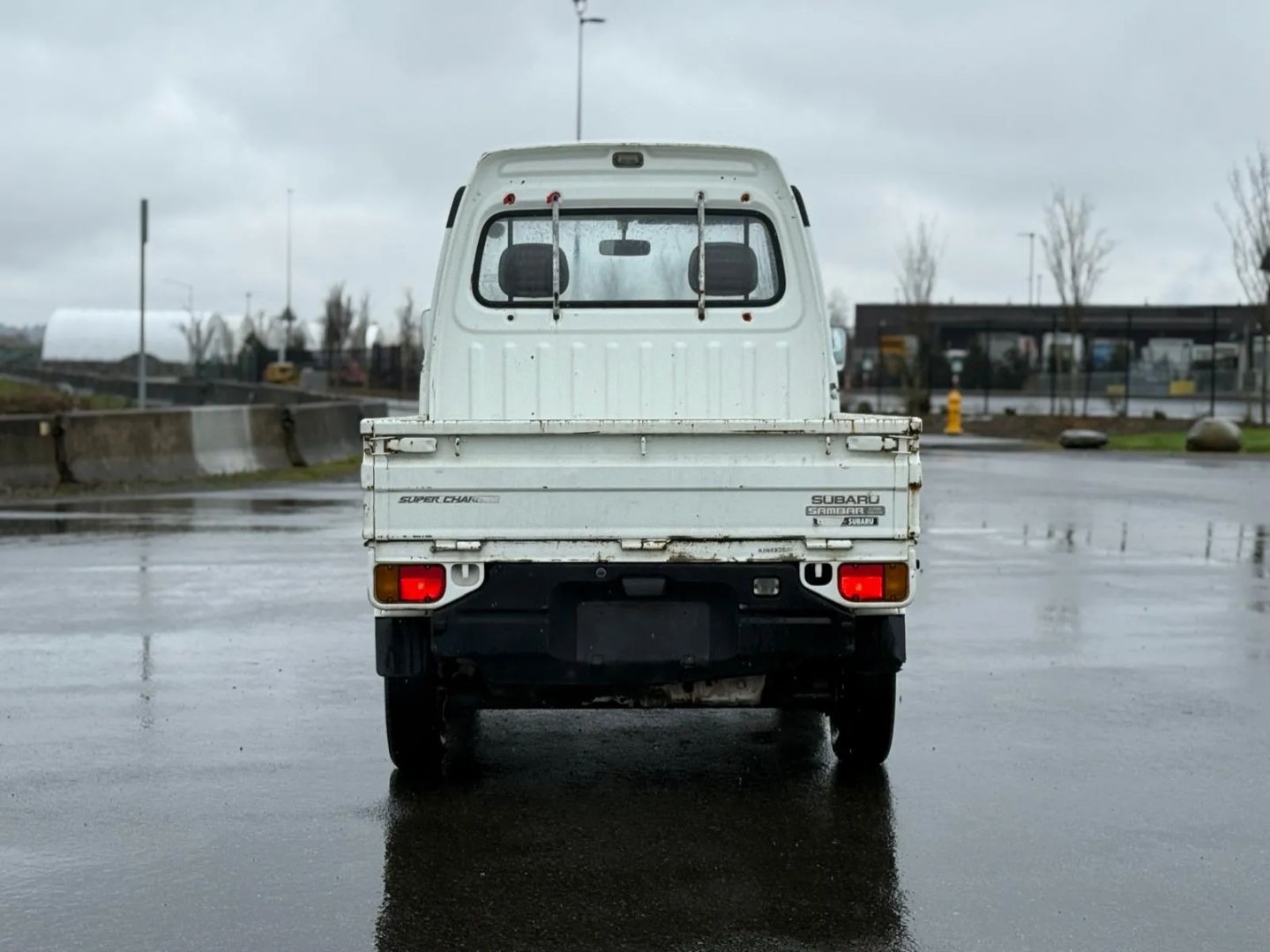 Supercharged 1991 Subaru Sambar Akebo