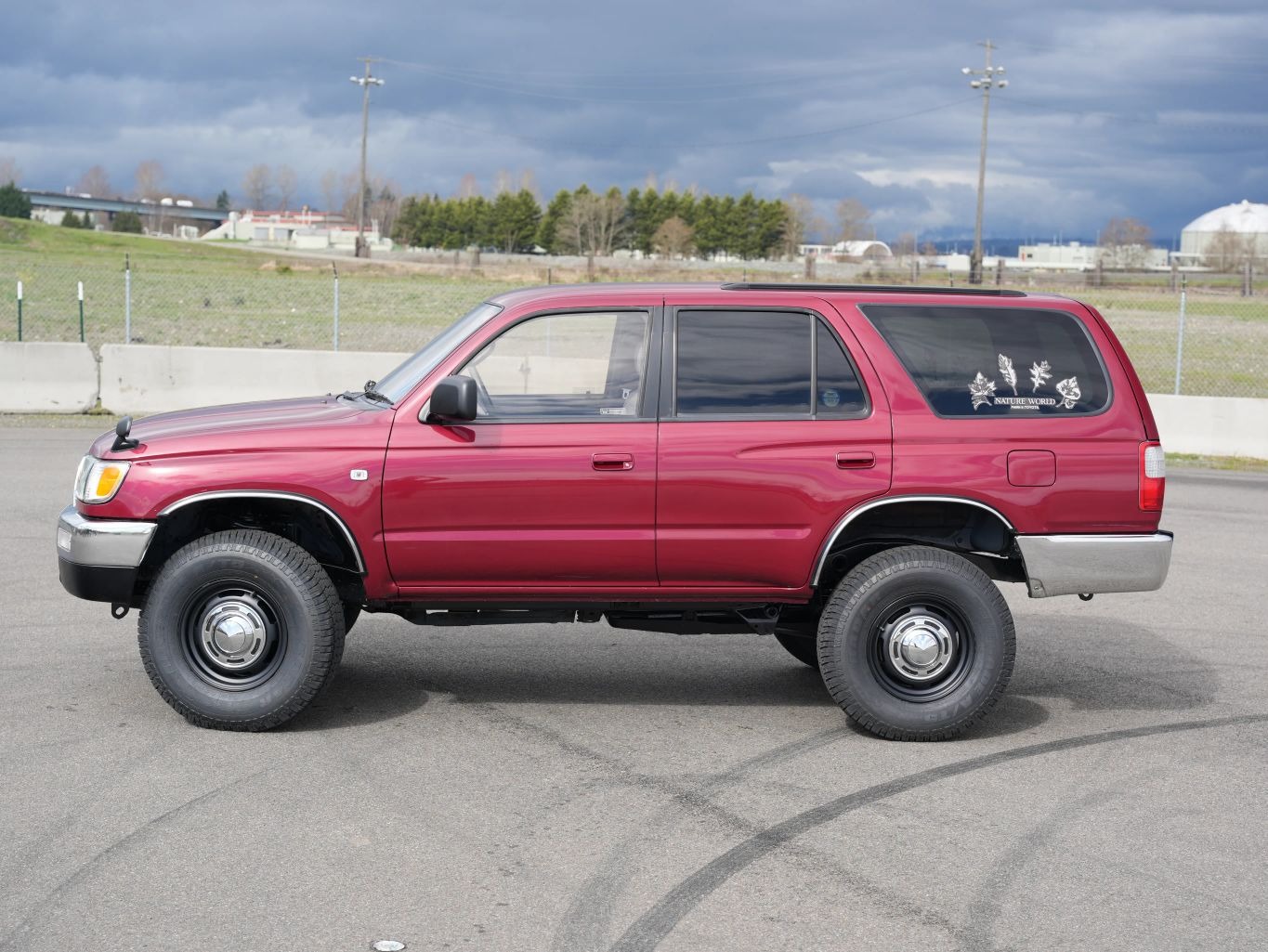 1998 Toyota Hilux Surf SSR-X - 2