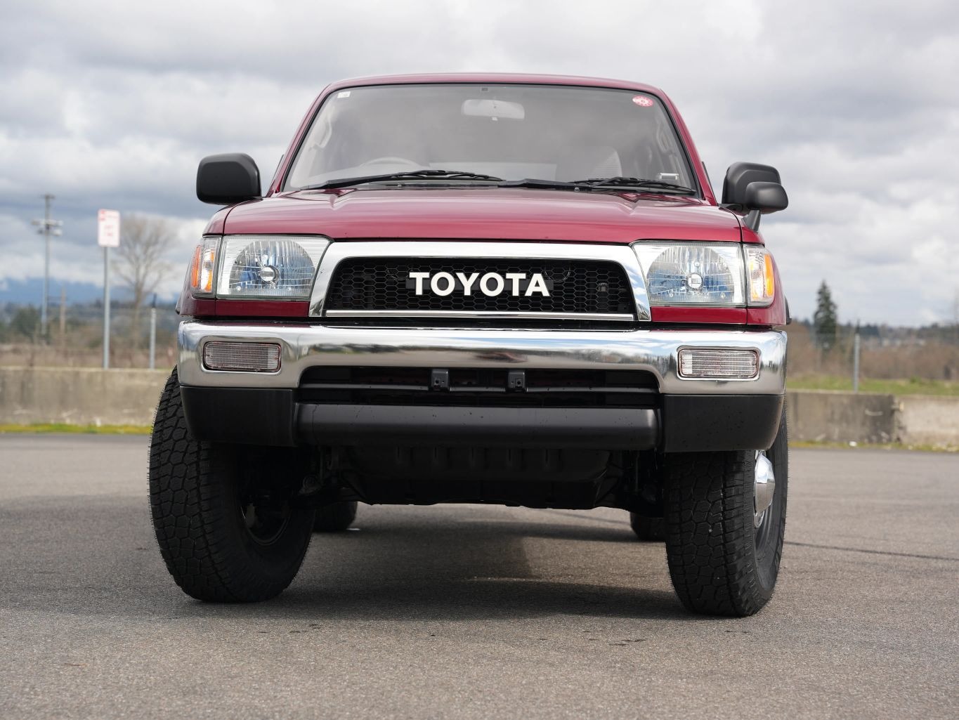 1998 Toyota Hilux Surf SSR-X - 4