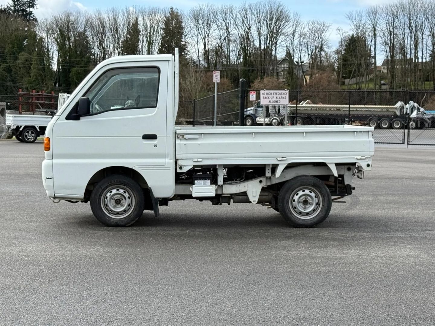 1998 Mazda Scrum Dump Truck - 4