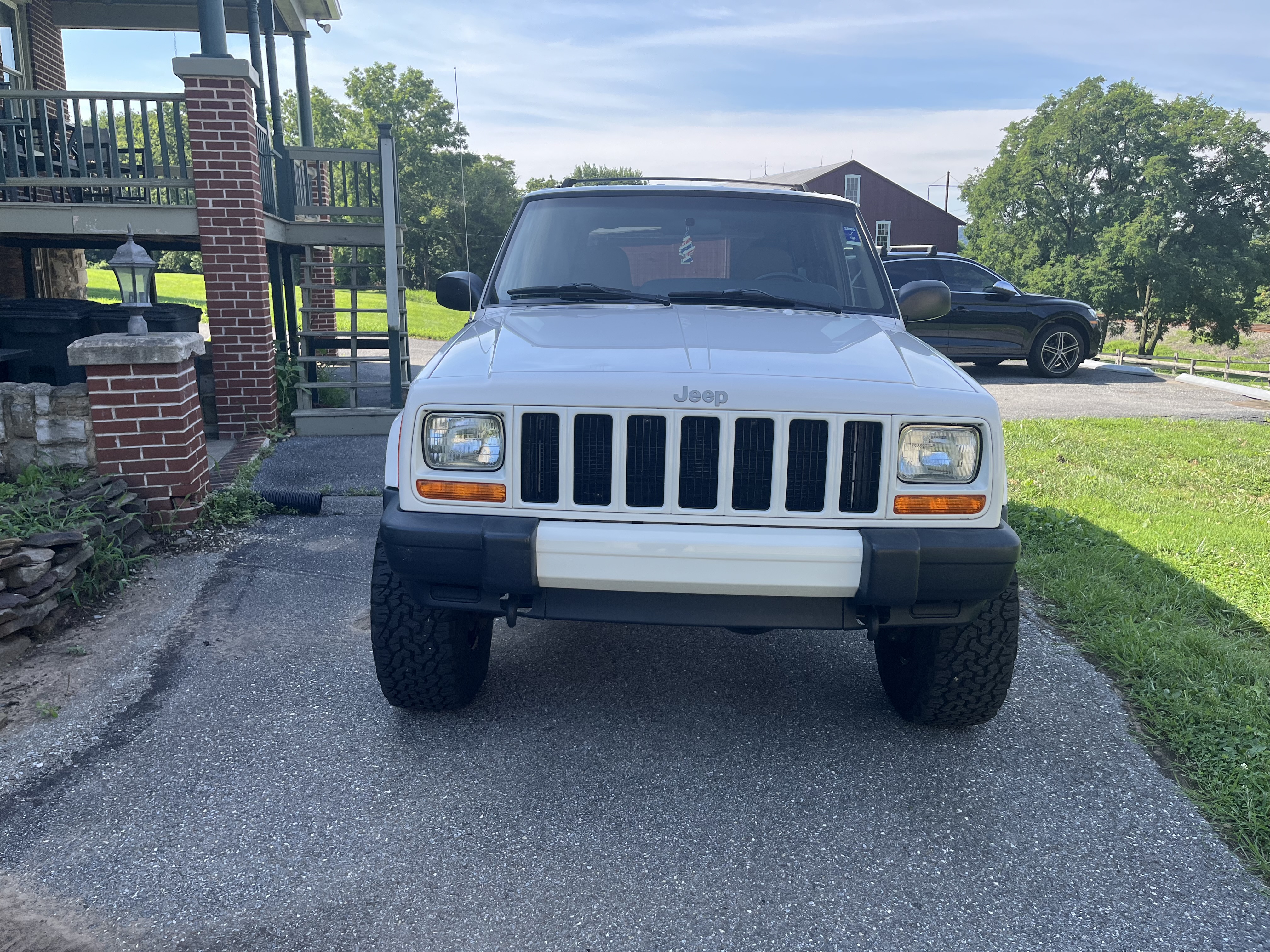 1999 Jeep Cherokee Classic - 4