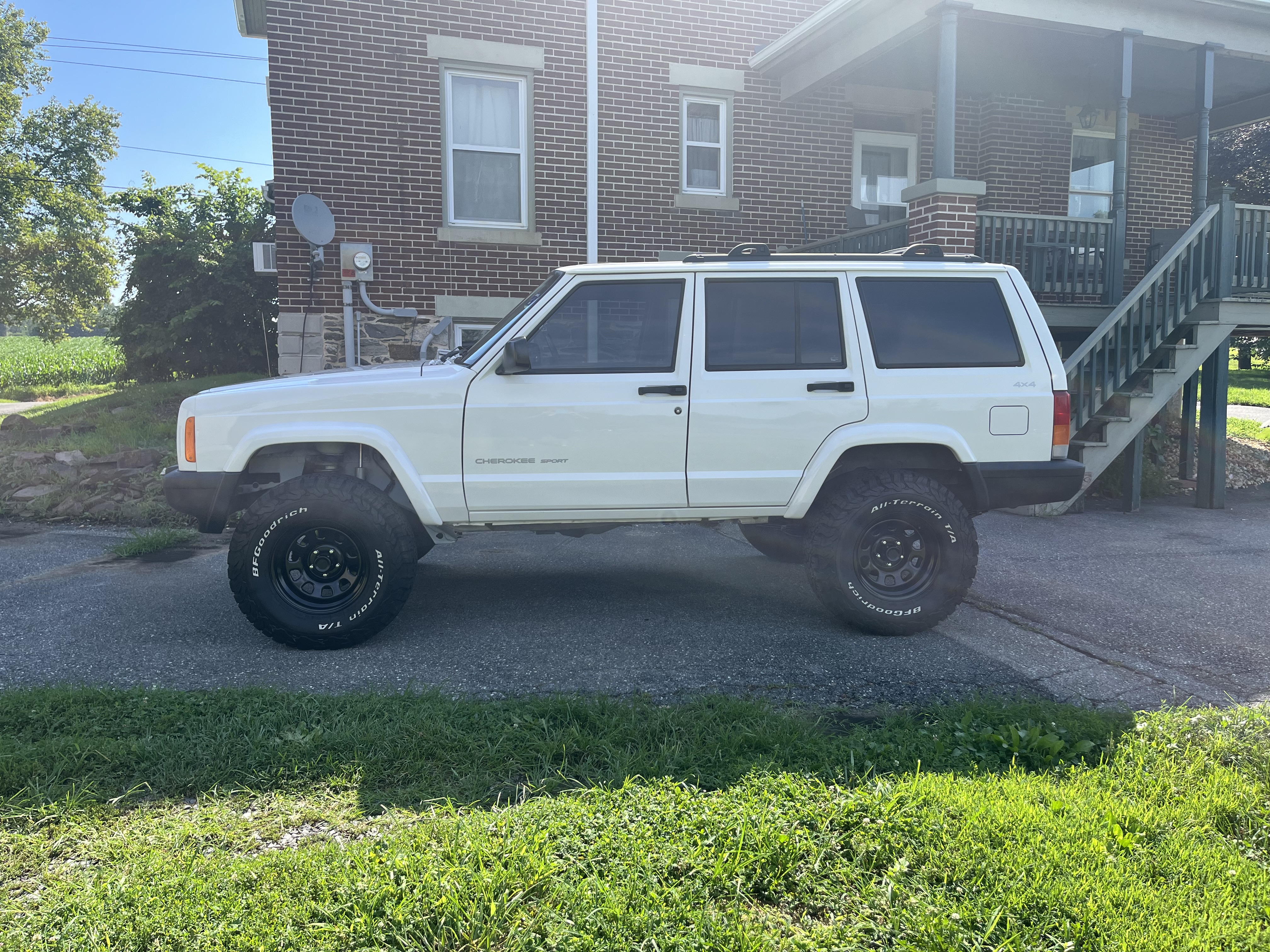 1999 Jeep Cherokee Classic - 2