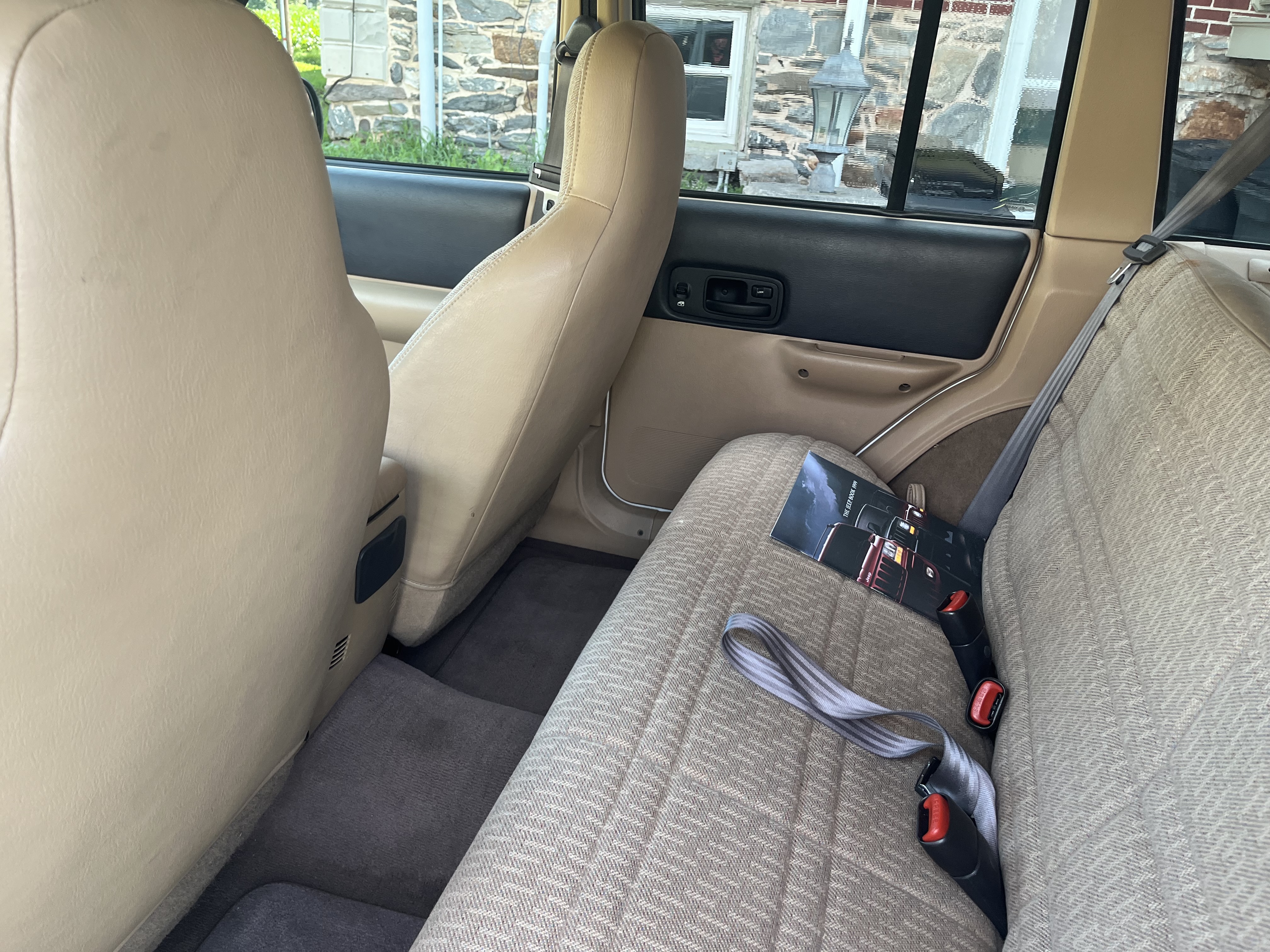 1999 Jeep Cherokee Classic