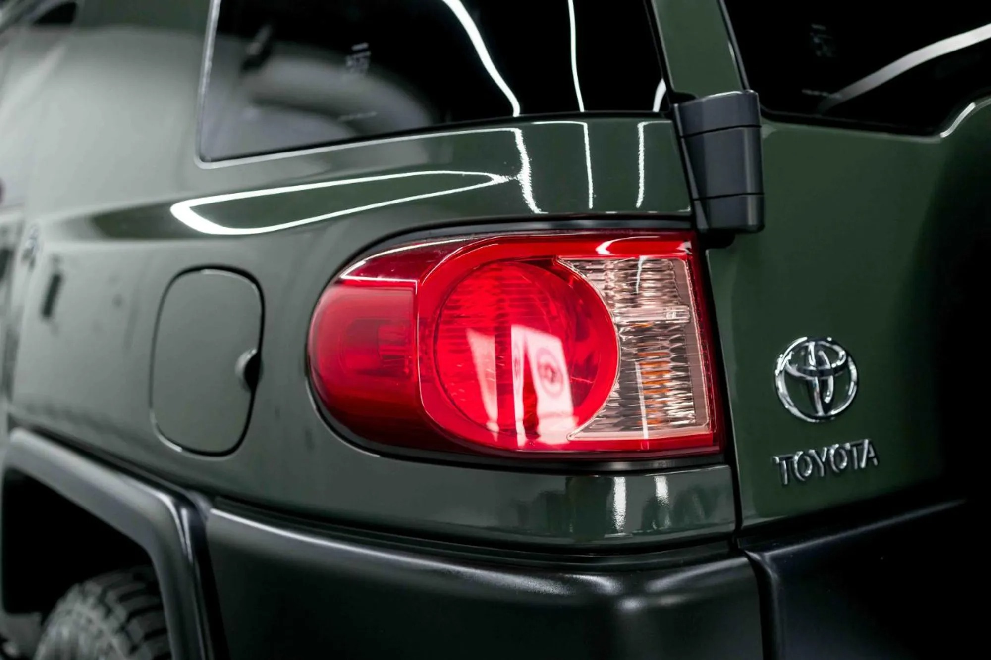 30k-Mile 2011 Toyota FJ Cruiser Trail Teams