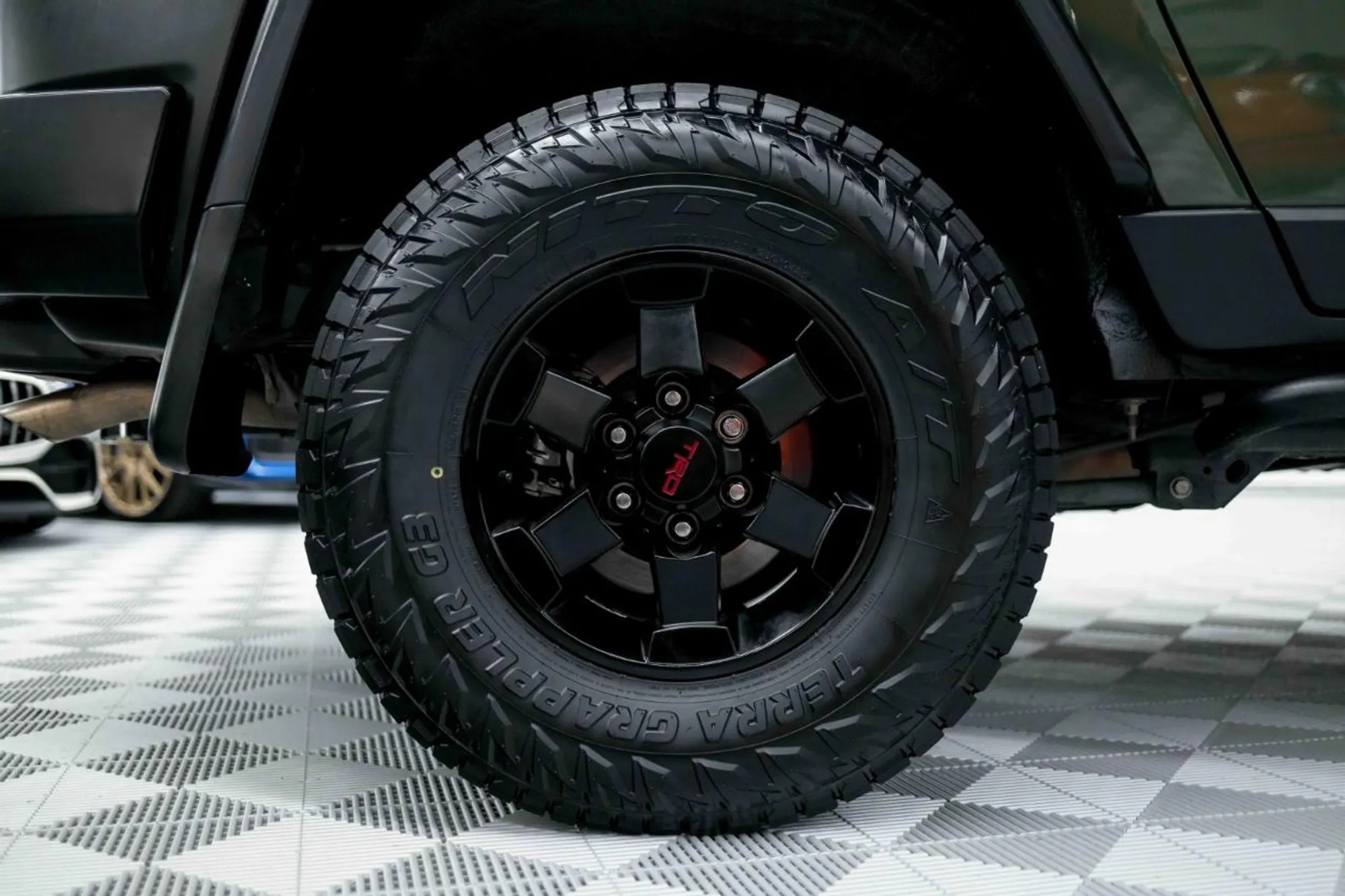 30k-Mile 2011 Toyota FJ Cruiser Trail Teams