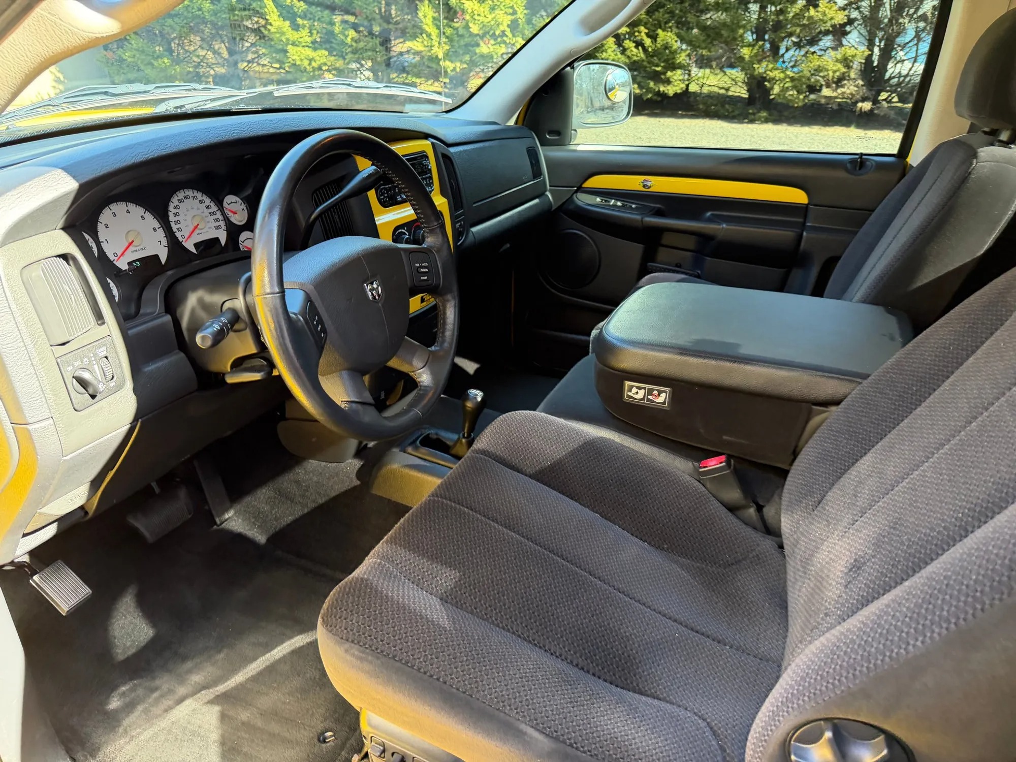 2004 Dodge Ram 1500 Rumble Bee