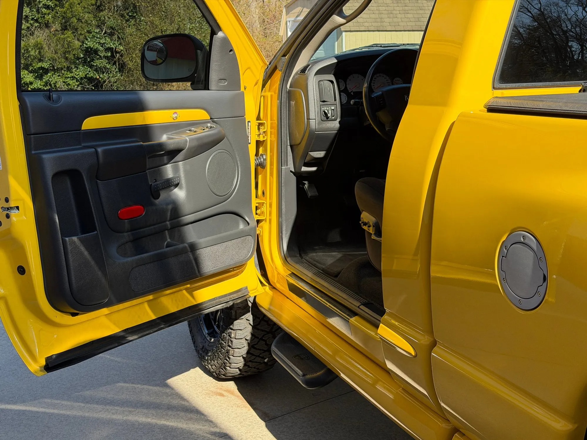 2004 Dodge Ram 1500 Rumble Bee