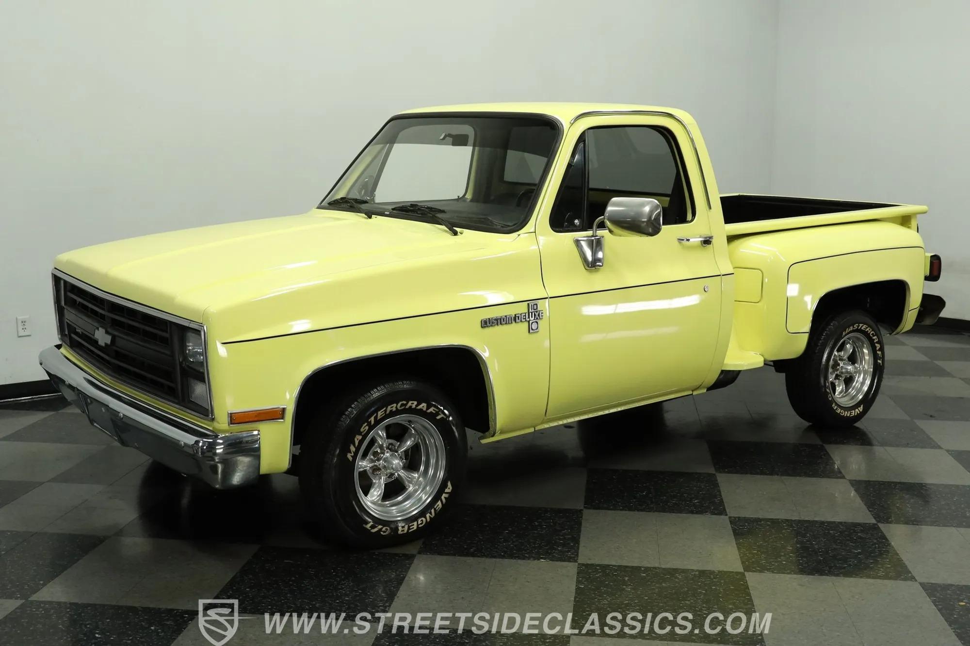 1987 Chevrolet C10 Custom Deluxe Stepside-1