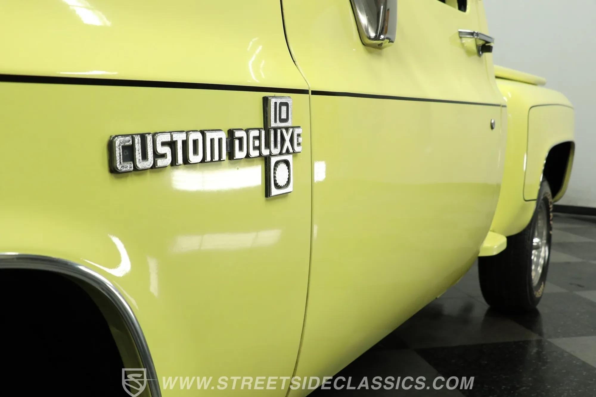 1987 Chevrolet C10 Custom Deluxe Stepside