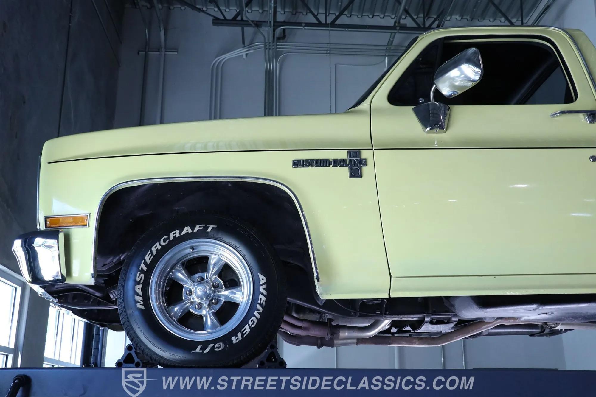 1987 Chevrolet C10 Custom Deluxe Stepside