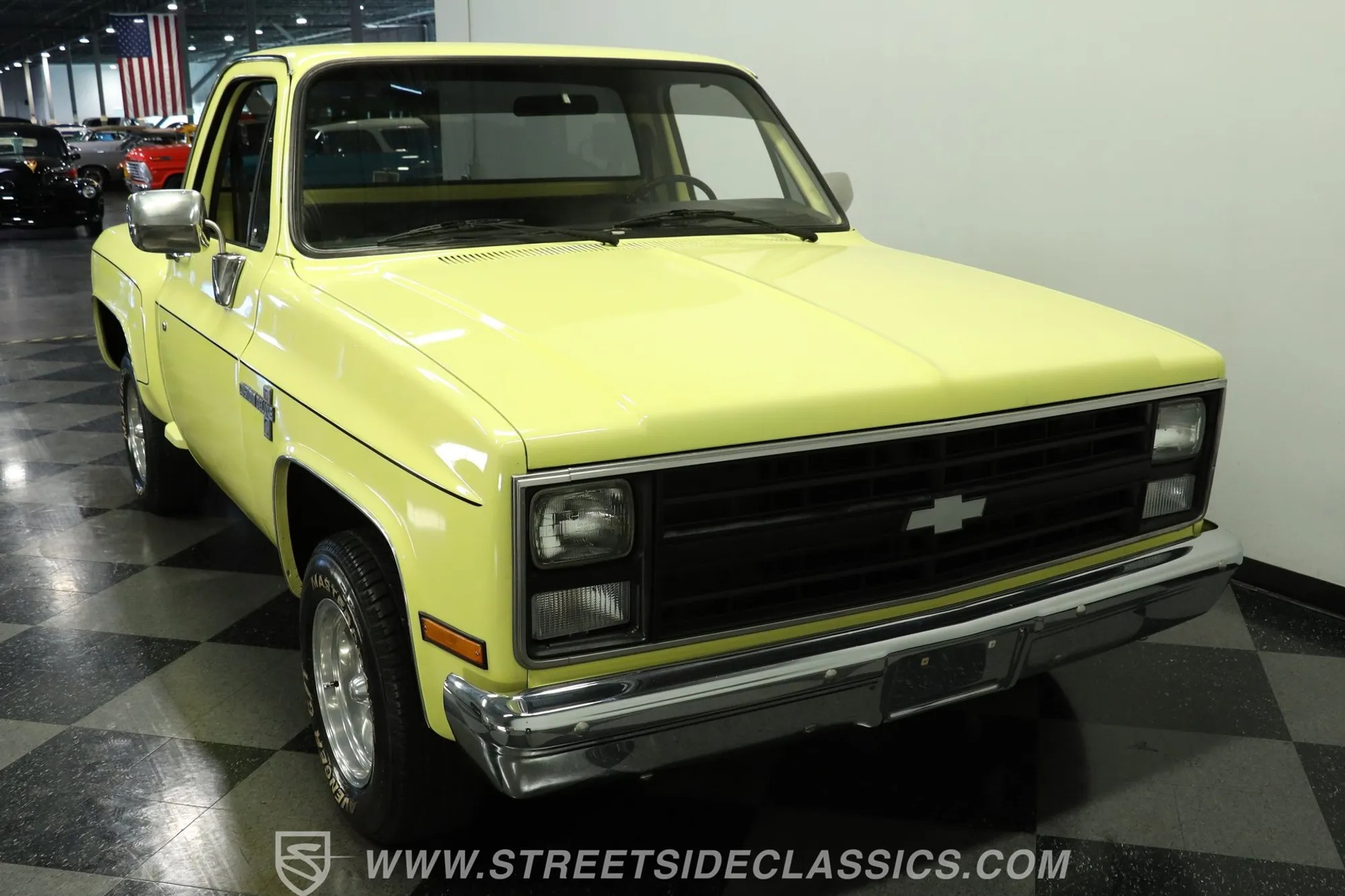 1987 Chevrolet C10 Custom Deluxe Stepside