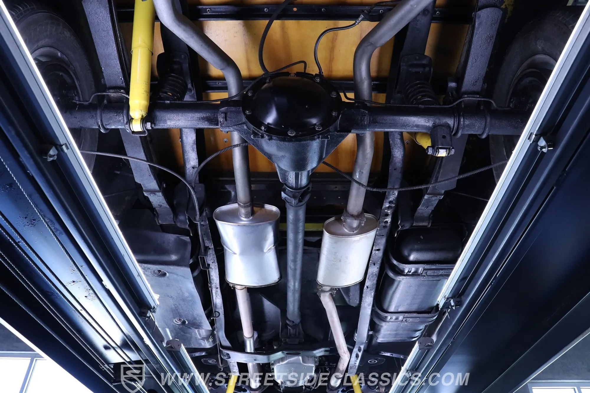 1987 Chevrolet C10 Custom Deluxe Stepside