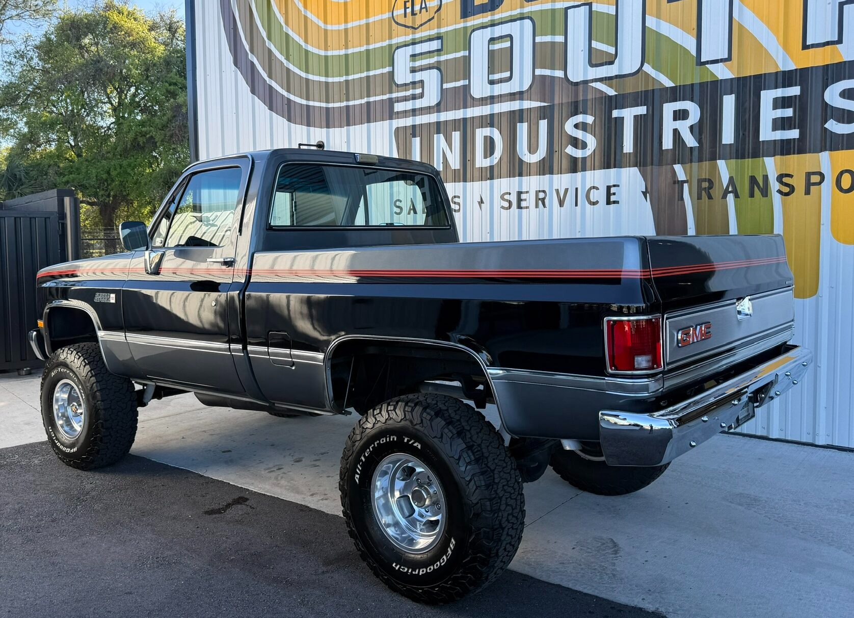 1987 GMC Sierra Classic V-15