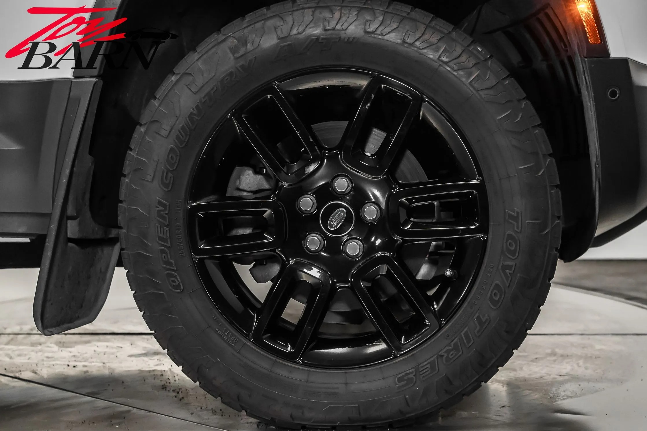 2024 Land Rover Defender 110 S