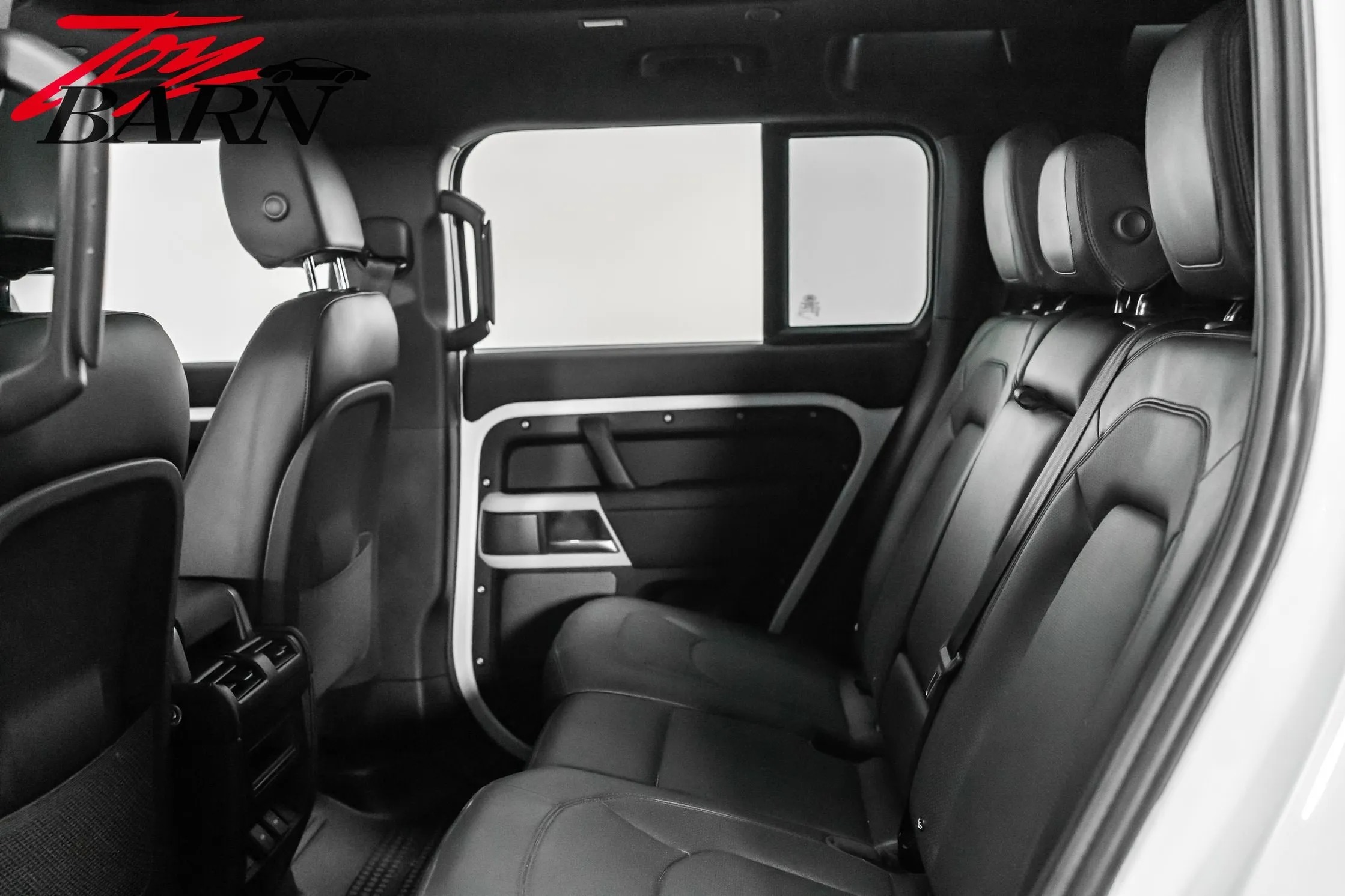 2024 Land Rover Defender 110 S