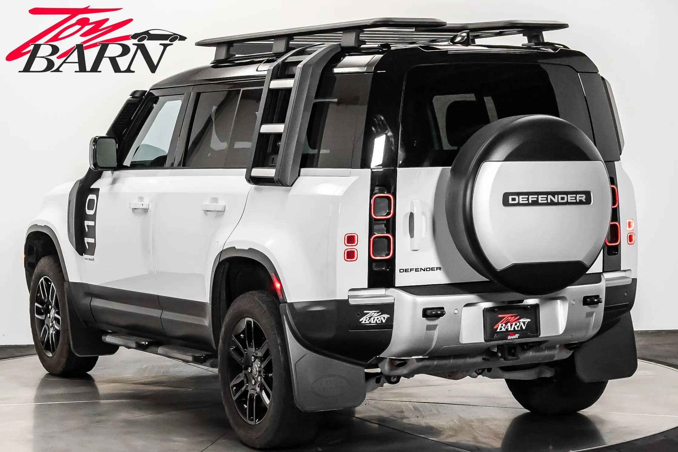 2024 Land Rover Defender 110 S