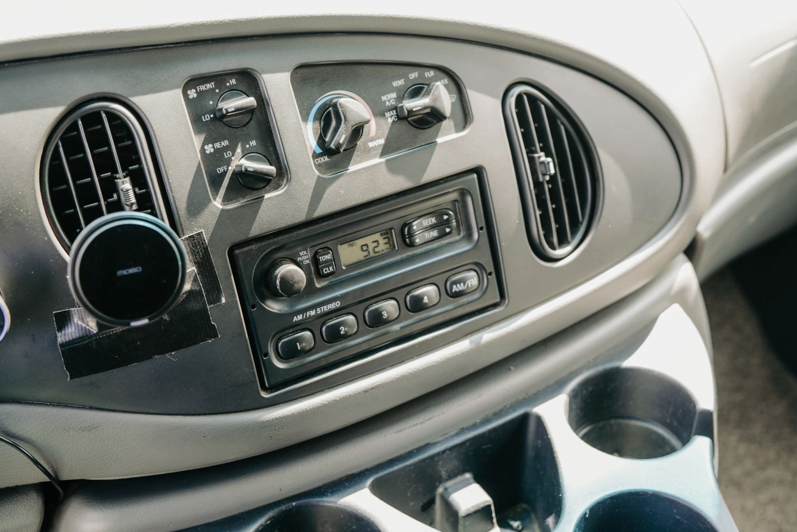 2008 Ford E-350 Super Duty