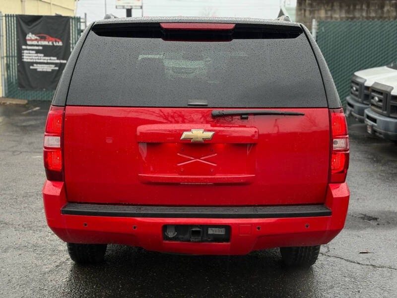 45k-Mile 2007 Chevrolet Suburban LS 2500
