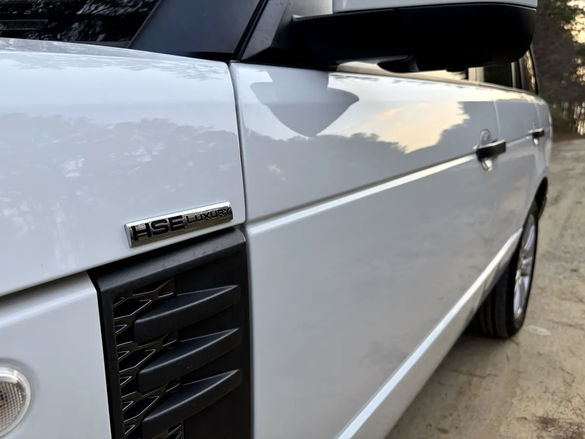 2011 Range Rover HSE Luxury