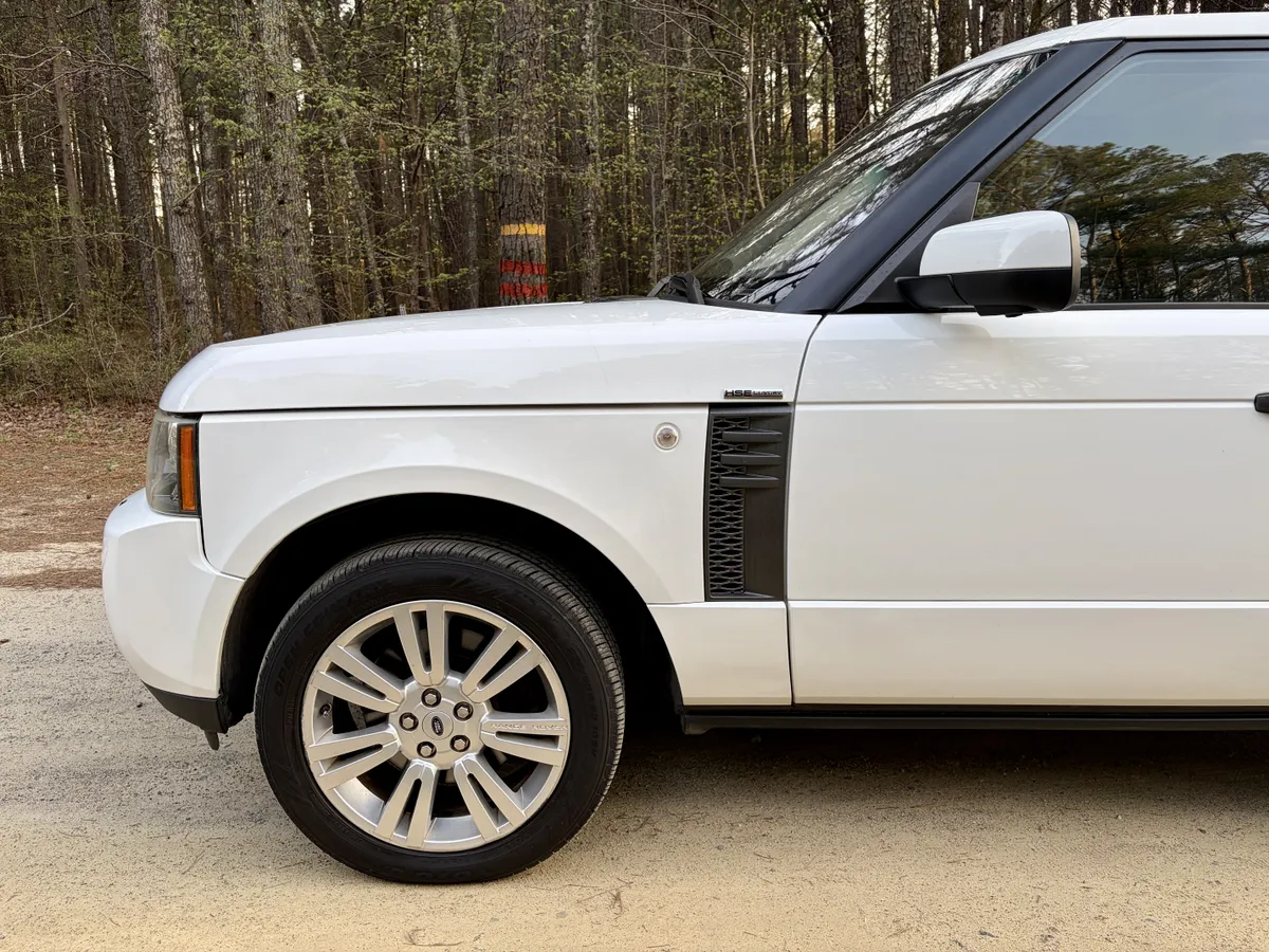 2011 Range Rover HSE Luxury