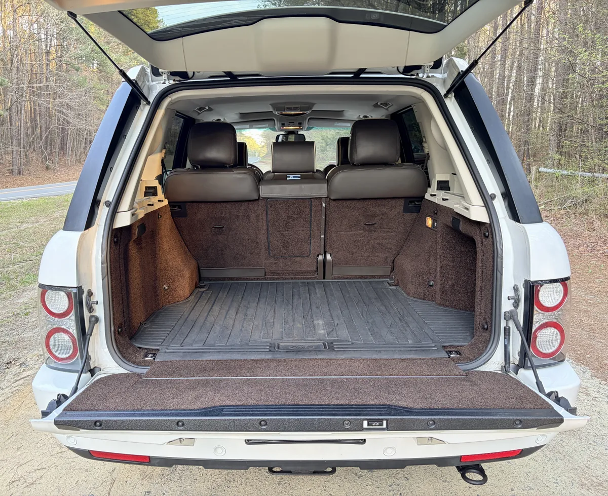 2011 Range Rover HSE Luxury