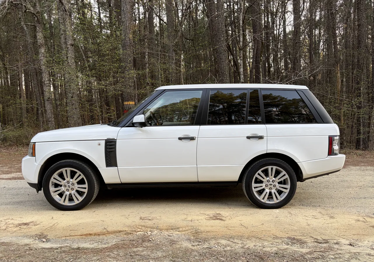 2011 Range Rover HSE Luxury - 2