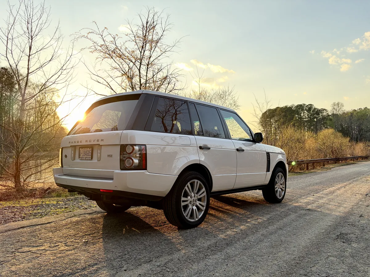 2011 Range Rover HSE Luxury