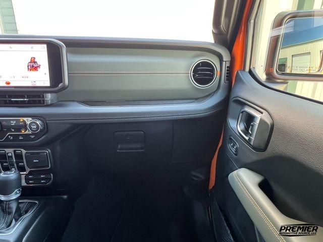 2025 Jeep Gladiator Mojave X