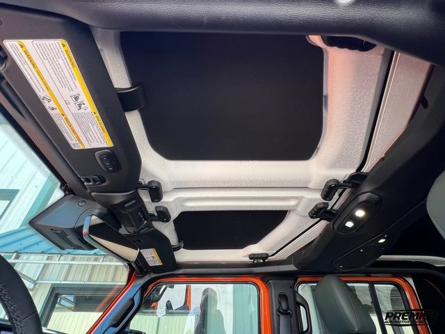 2025 Jeep Gladiator Mojave X