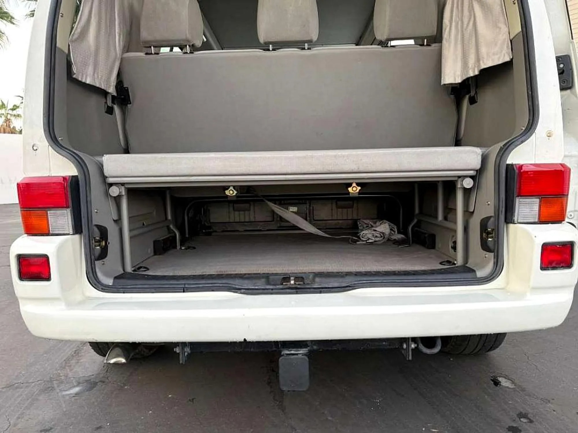 2002 Volkswagen EuroVan Weekender