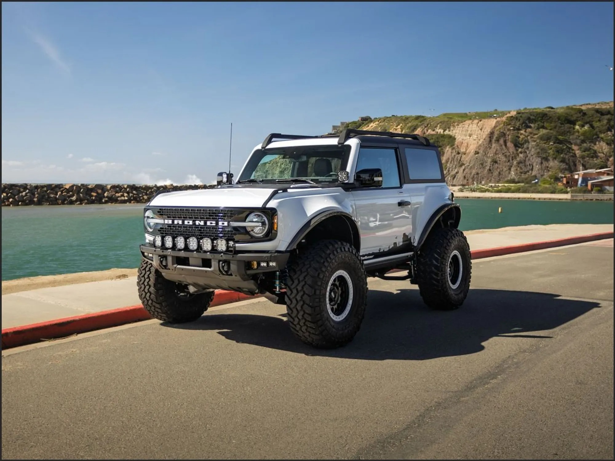 Modified 2023 Ford Bronco Badlands Advanced - 2