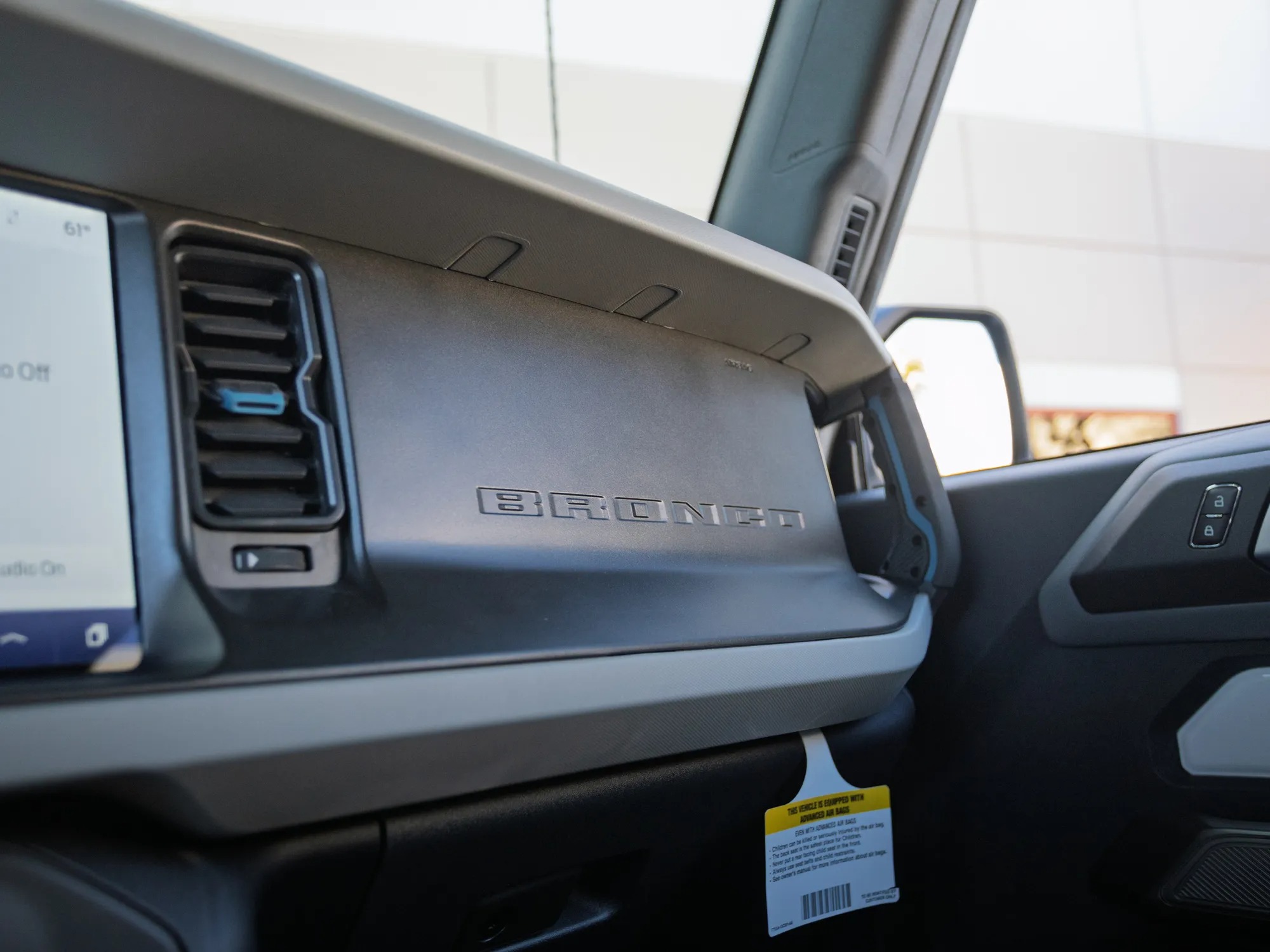 Modified 2023 Ford Bronco Badlands Advanced