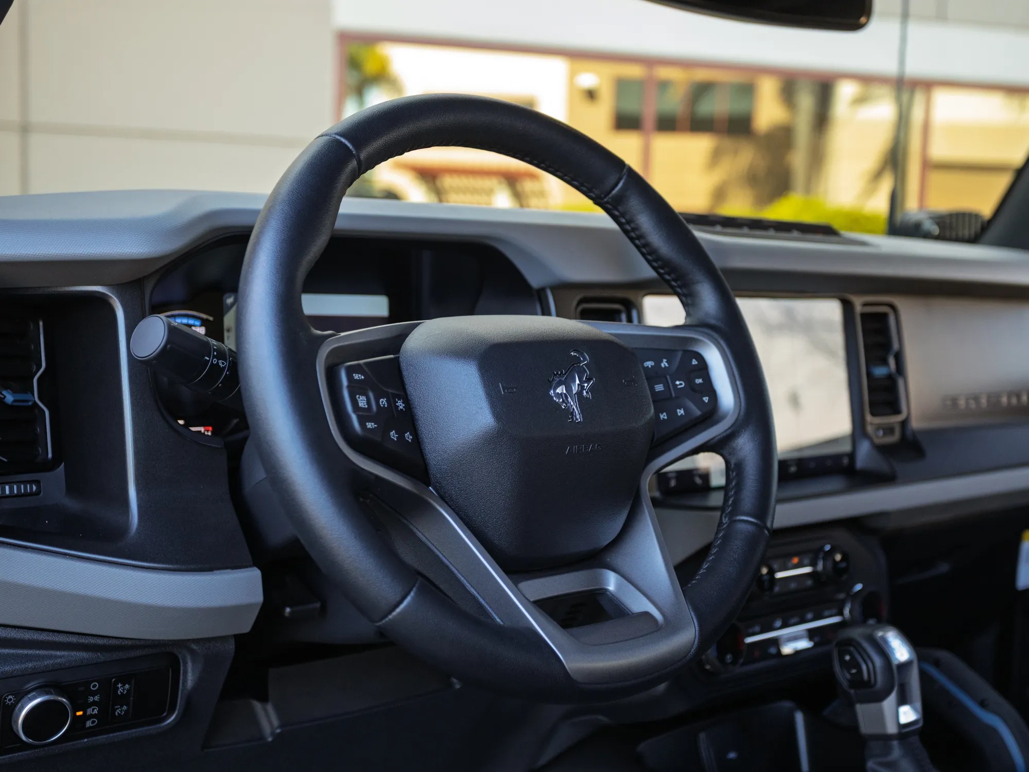 Modified 2023 Ford Bronco Badlands Advanced