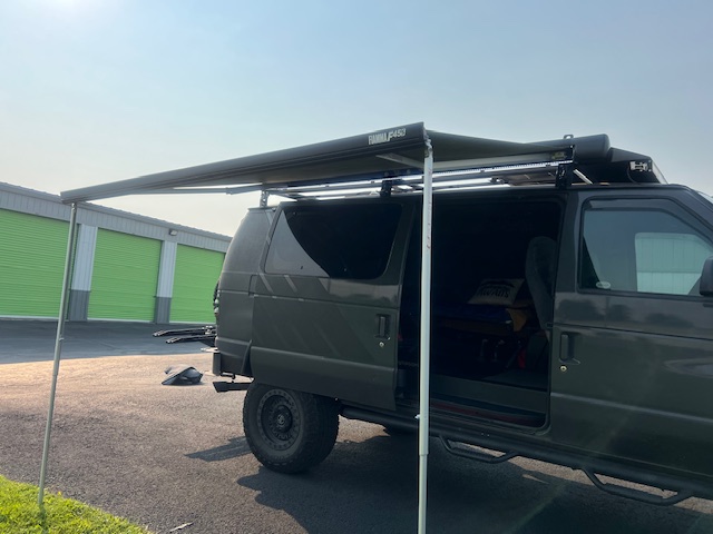 1999 Ford E-350 Super Duty 4x4 Camper