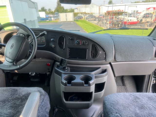 1999 Ford E-350 Super Duty 4x4 Camper