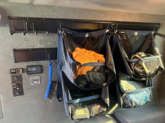 1999 Ford E-350 Super Duty 4x4 Camper