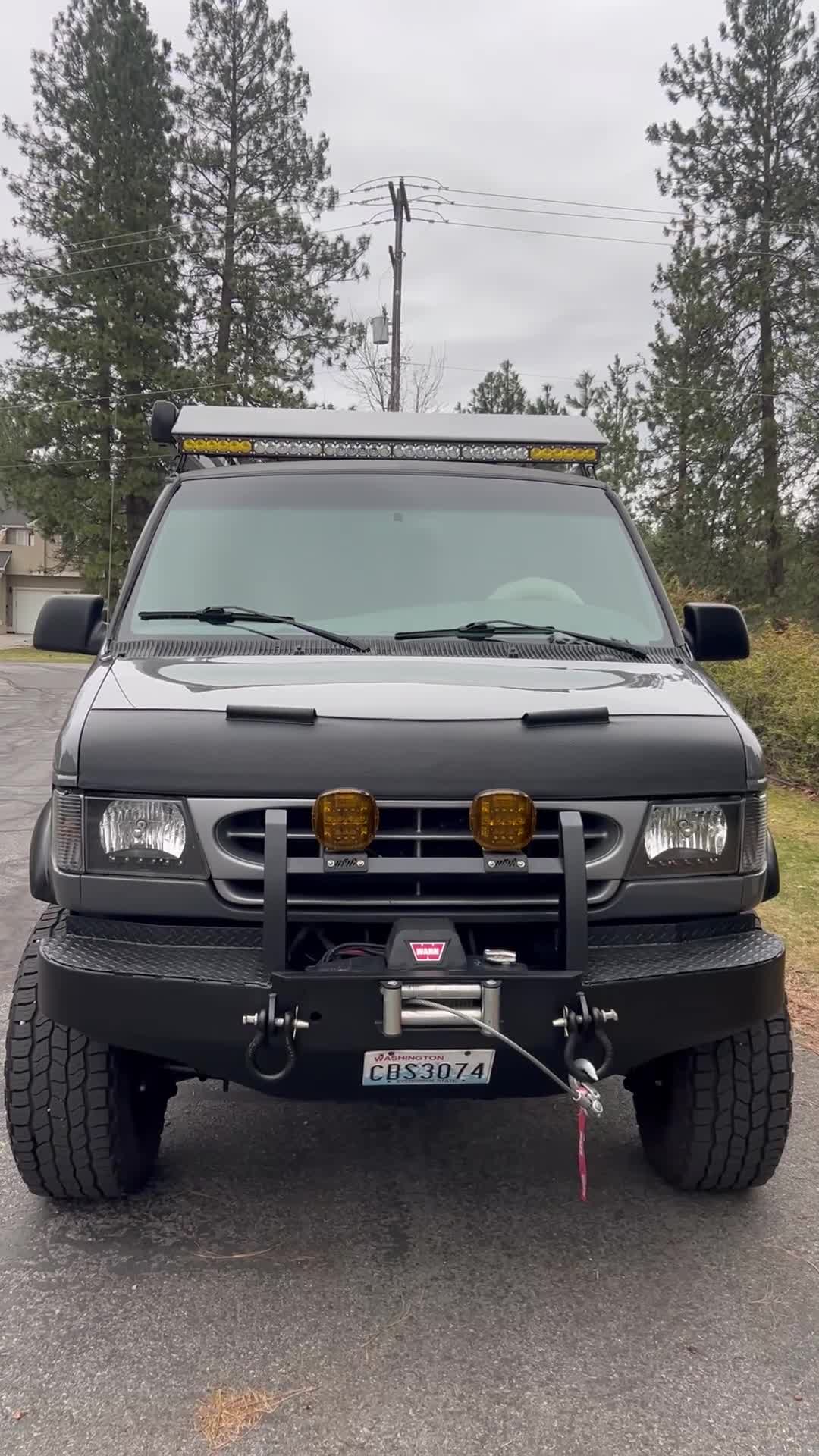 1999 Ford E-350 Super Duty 4x4 Camper