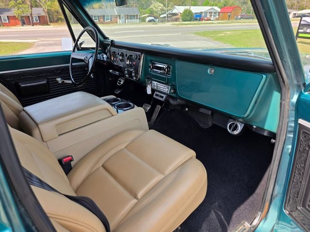 1970 Chevrolet C10 Panel Truck