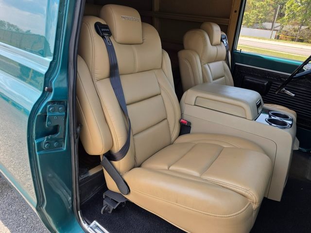 1970 Chevrolet C10 Panel Truck