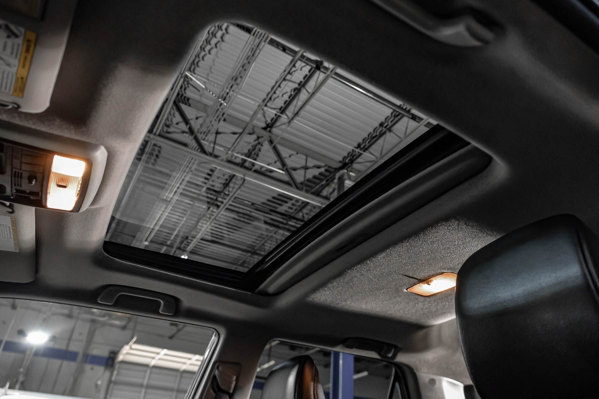 2018 Toyota 4Runner SR5 Premium - 4