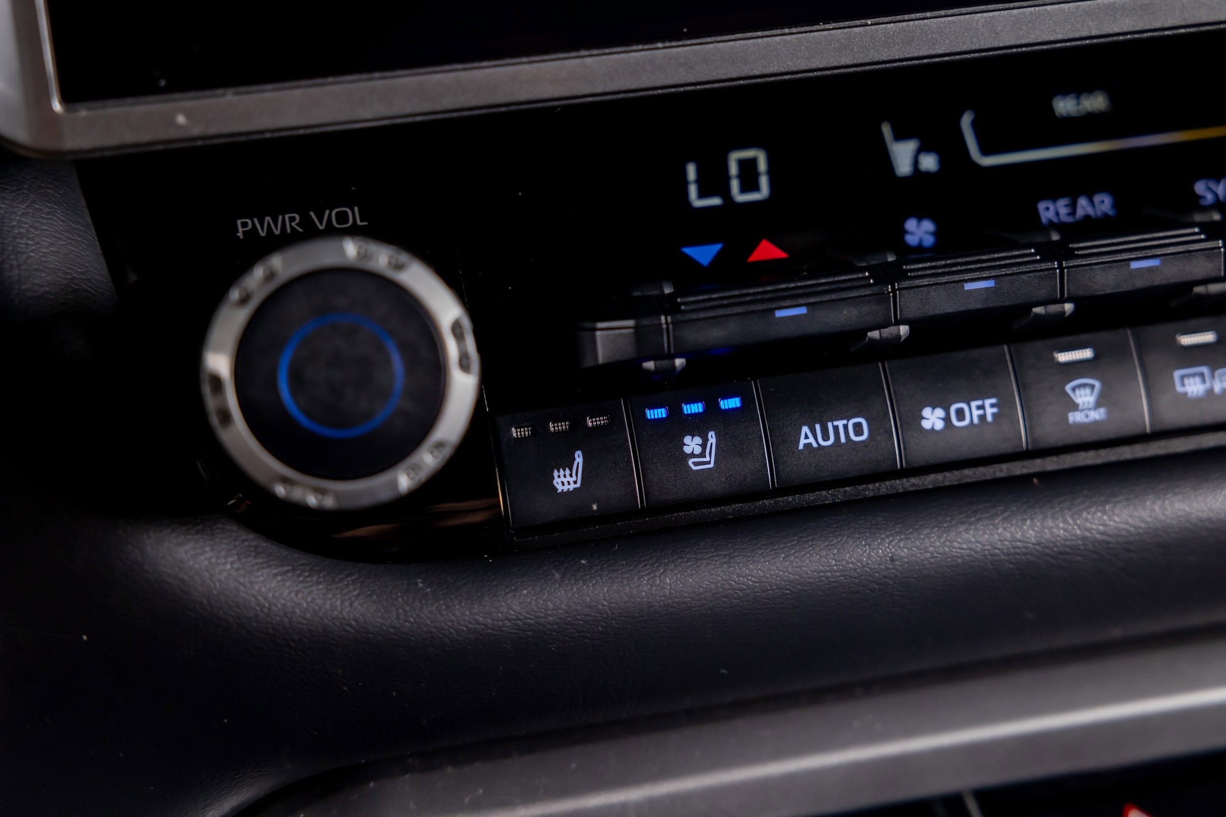 2023 Toyota Sequoia Platinum