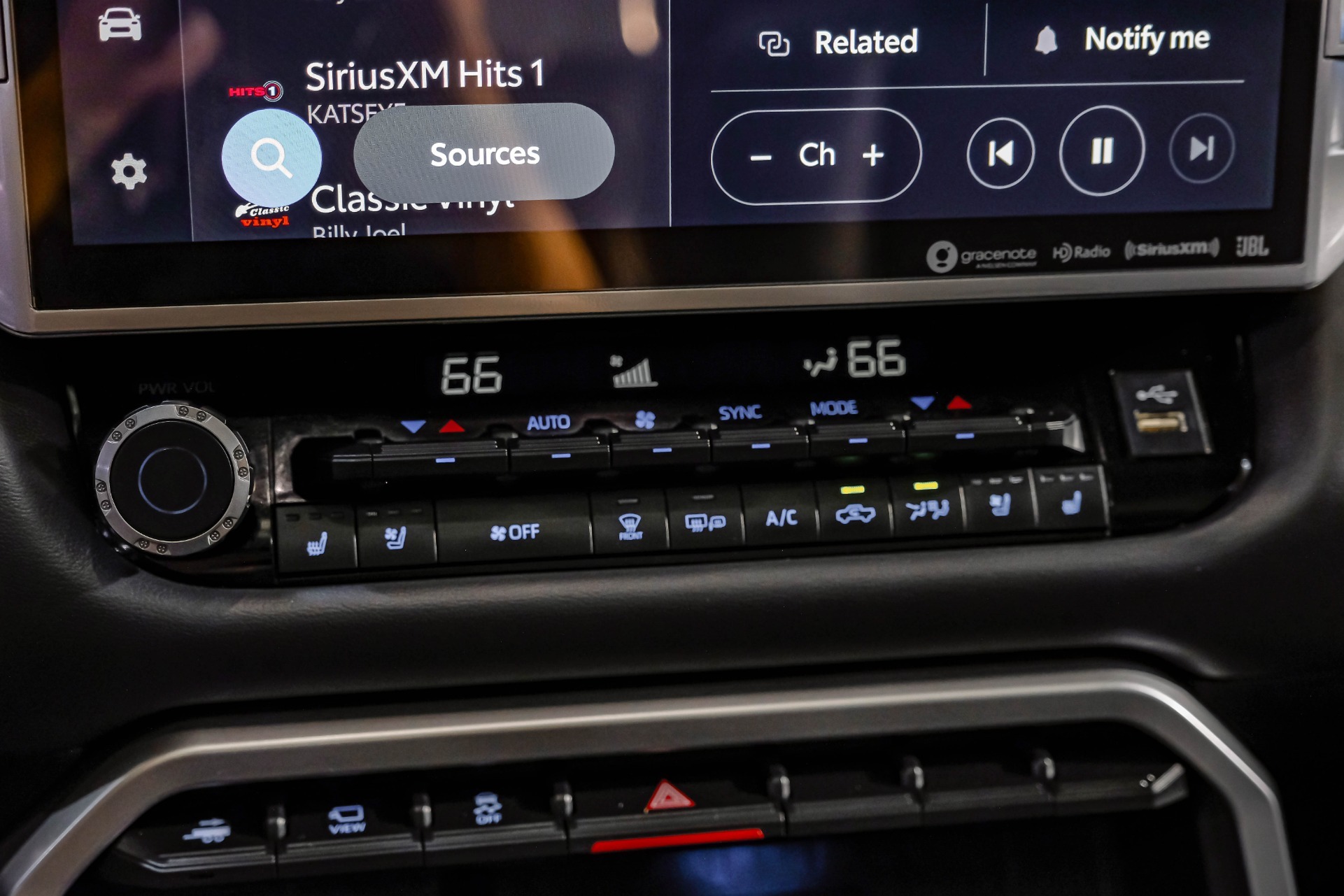 2024 Toyota Tundra Platinum HV