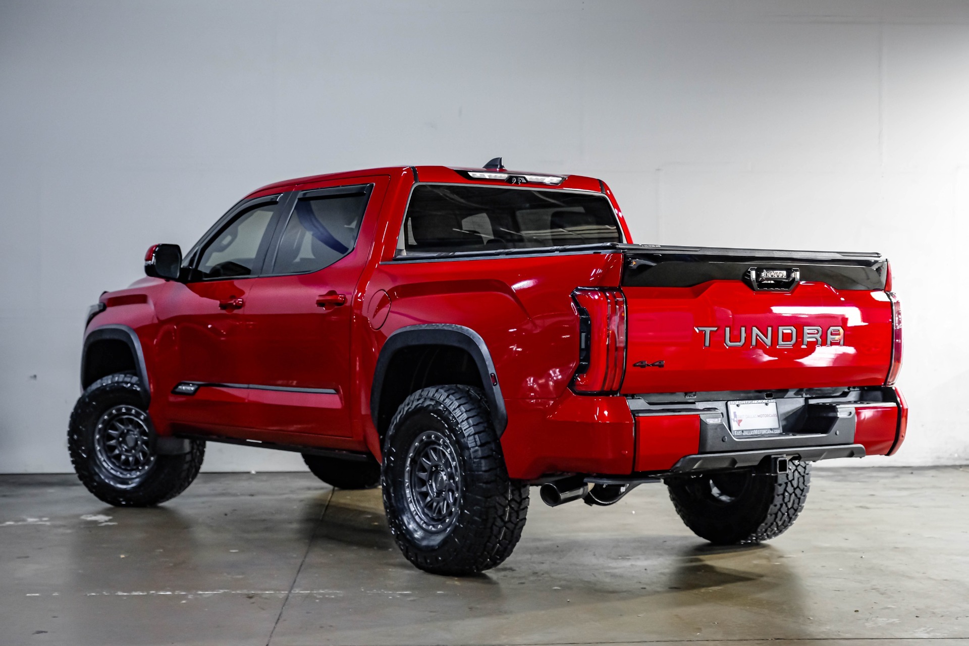 2024 Toyota Tundra Platinum HV