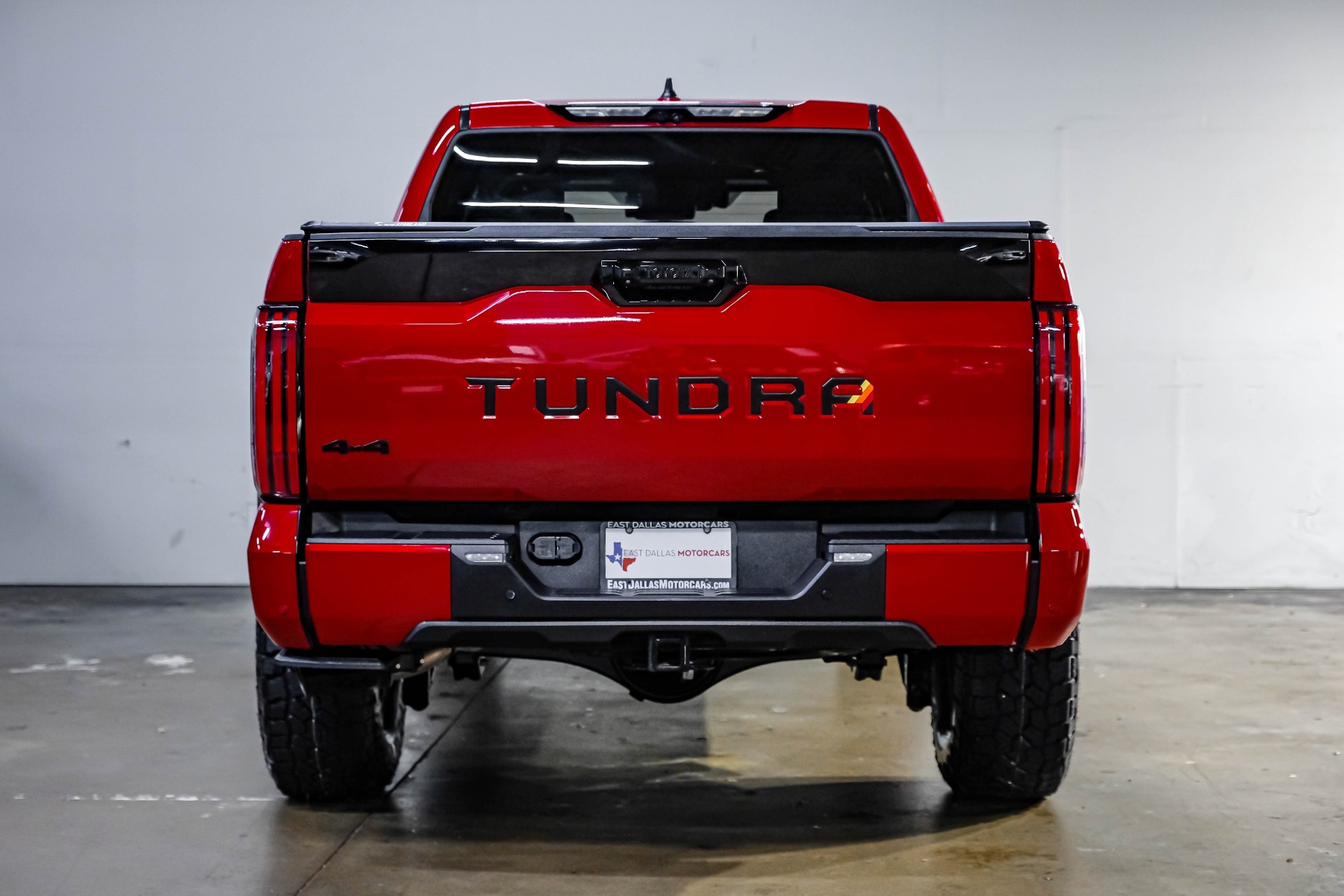 2024 Toyota Tundra Platinum HV