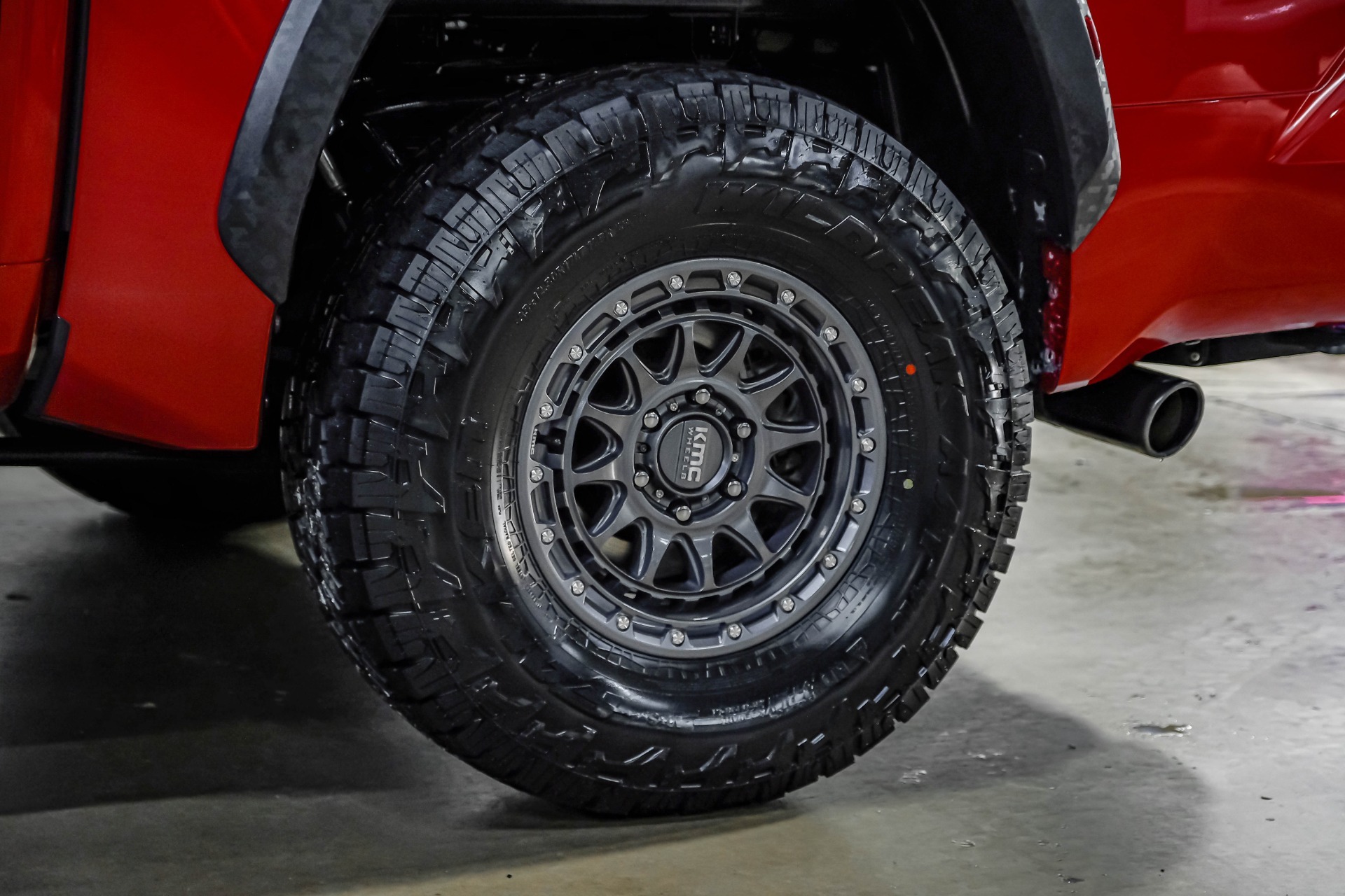 2024 Toyota Tundra Platinum HV