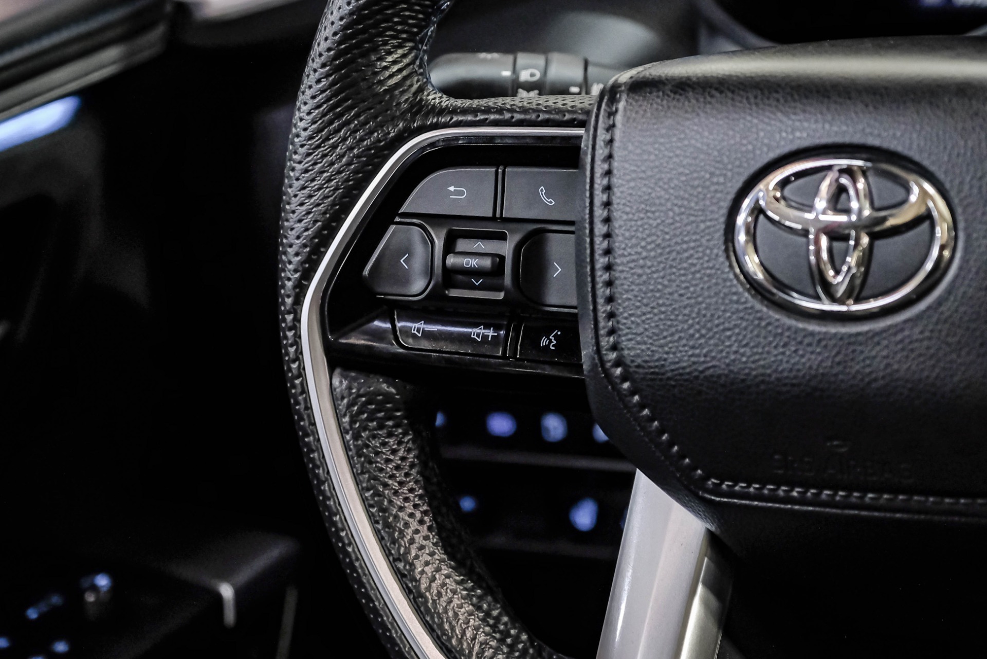 2024 Toyota Tundra Platinum HV