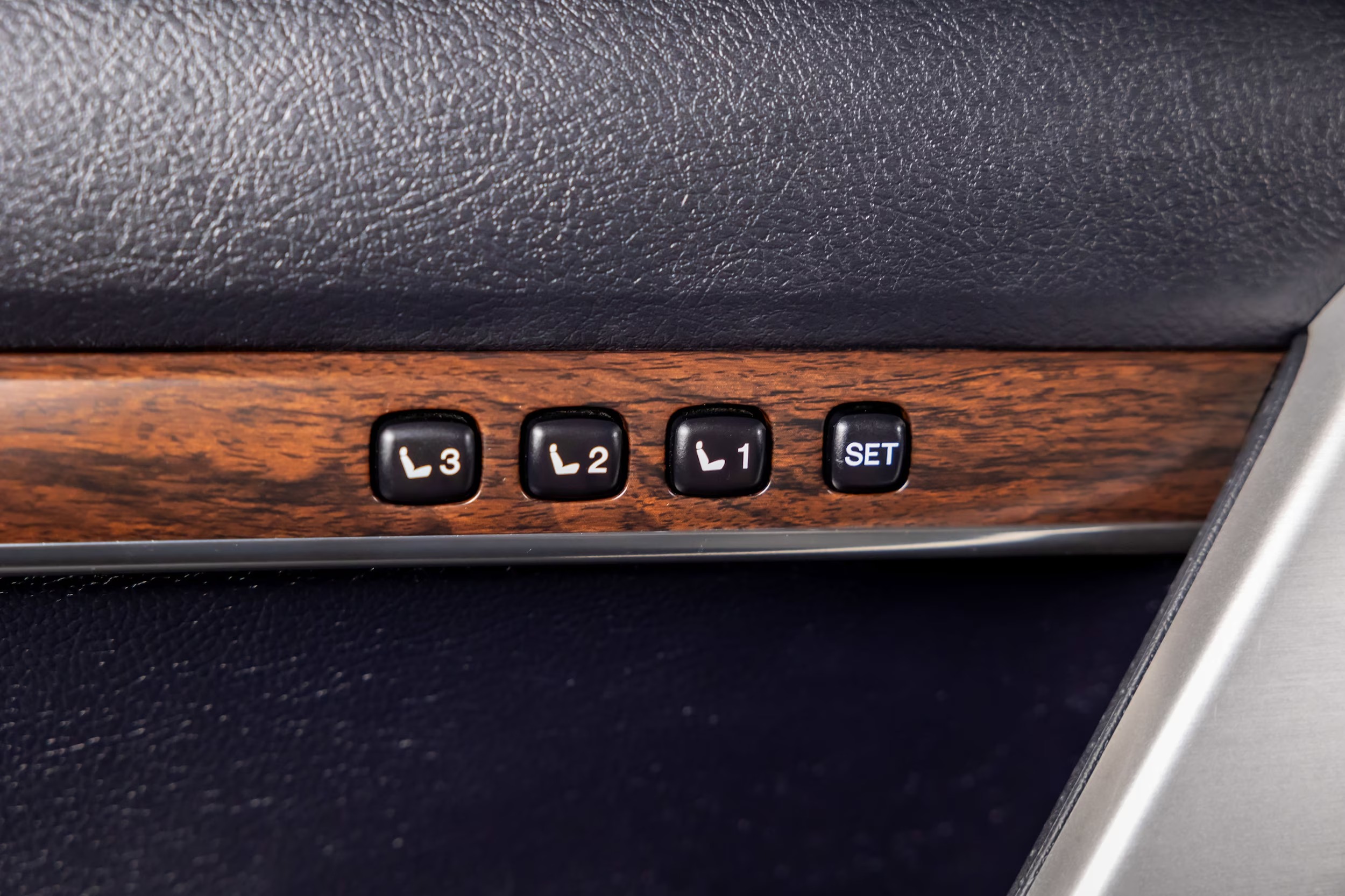 2020 Toyota Land Cruiser Heritage Edition