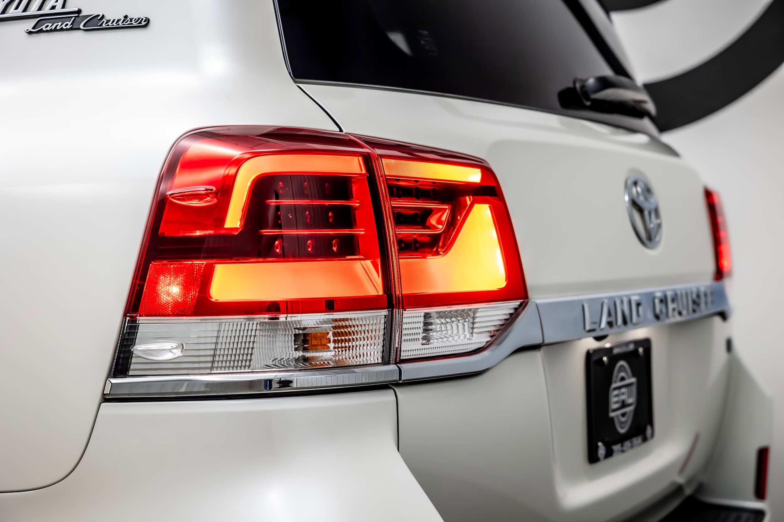 2020 Toyota Land Cruiser Heritage Edition