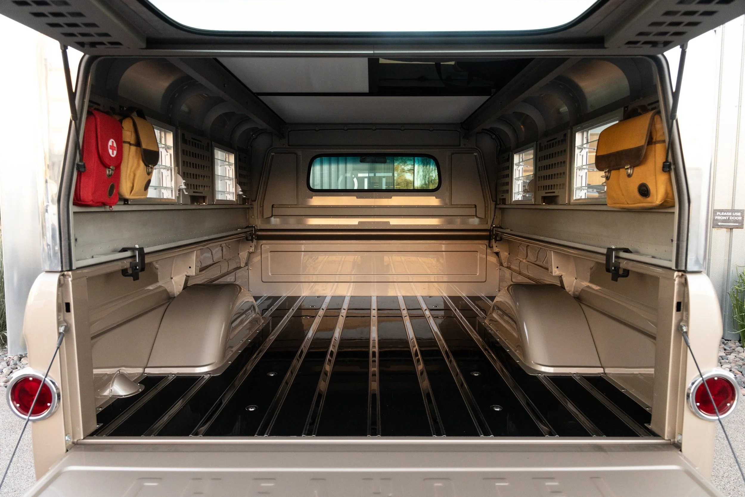 1959 Delmo Chevrolet Apache Overlander