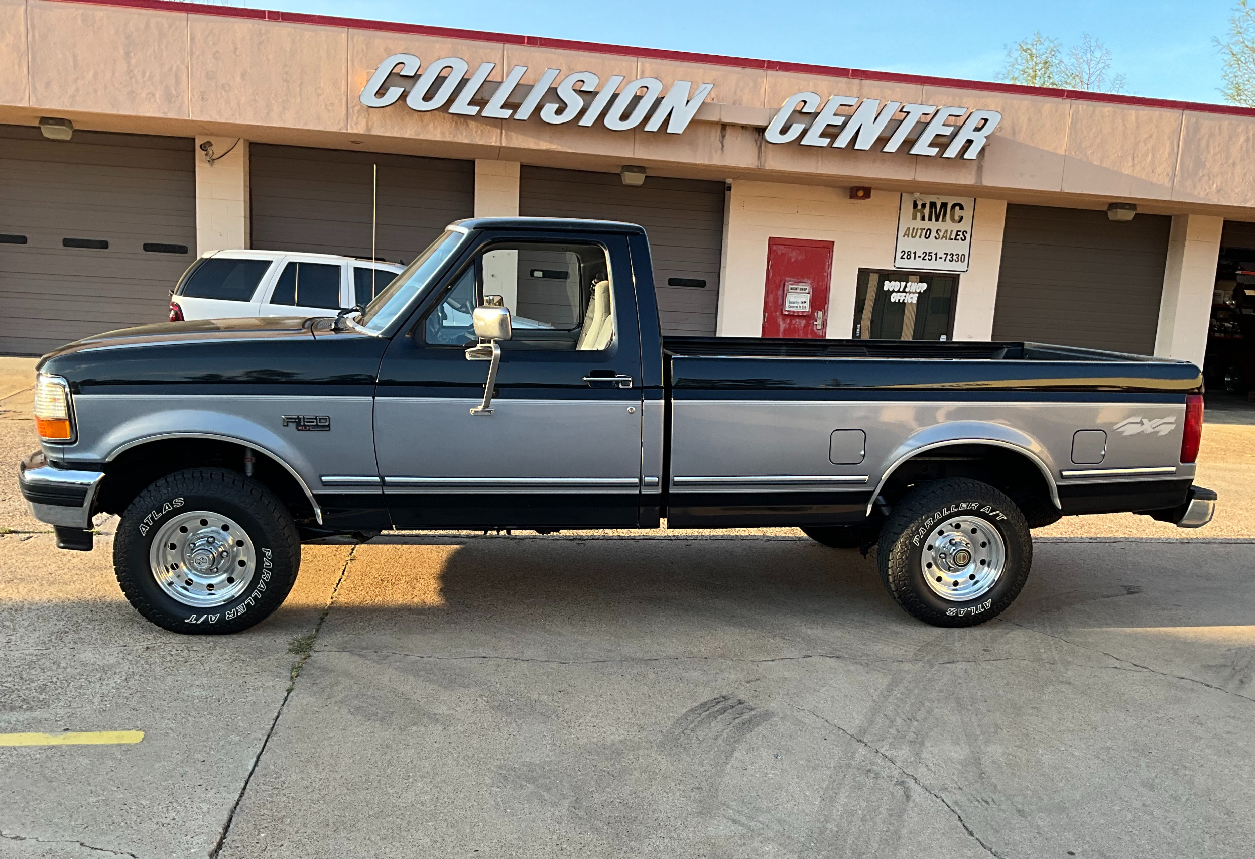 1994 Ford F-150 XLT - 2